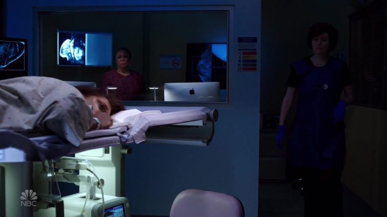 Apple iMac Computers in Chicago Med – Season 5 Episode 1 (3)