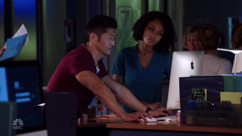 Apple iMac Computers in Chicago Med – Season 5 Episode 1 (8)