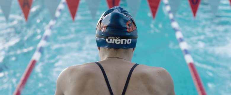 Arena Water Instinct Swimming Cap and Googles Worn by Kaya Scodelario in Crawl (3)