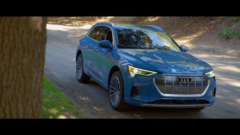Audi E-tron Blue Car in Why Women Kill (11)