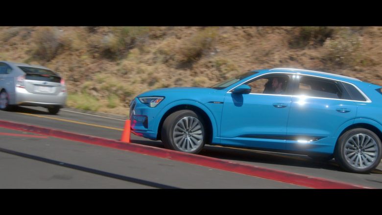 Audi E-tron Blue Car in Why Women Kill (8)