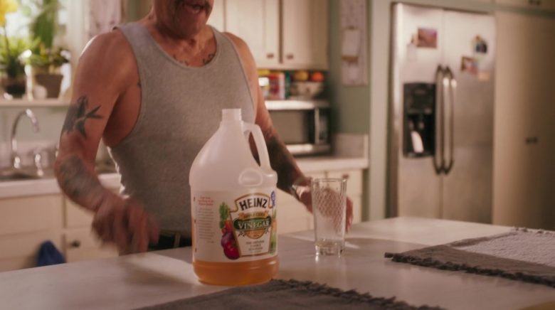 Heinz Vinegar Apple Cider Enjoyed by Danny Trejo in Grand-Daddy Day Care (1)