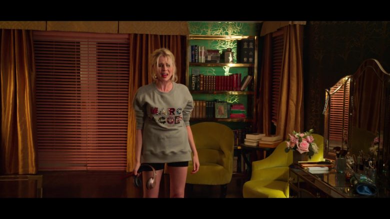 Marc Jacobs Sweatshirt Worn by Lucy Boynton as Astrid Sloan in The Politician (1)