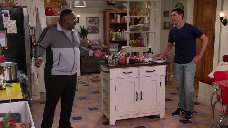 Nike Black Sneakers Worn by Max Greenfield as Dave Johnson in The Neighborhood (2)