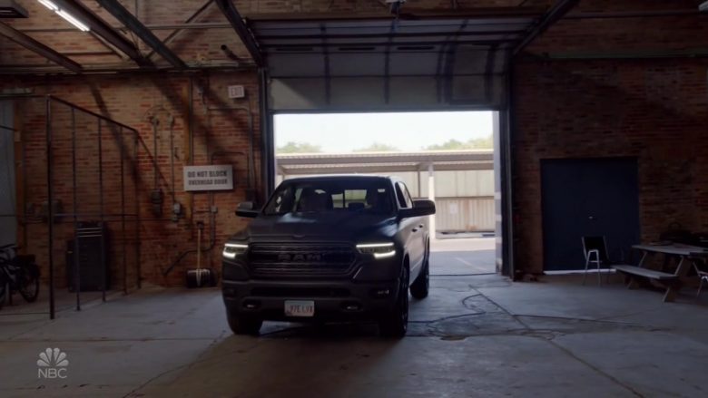 Ram Pickup Truck in Chicago P.D. – Season 7 Episode 1 Doubt (5)