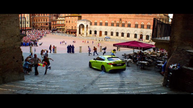 Alfa Romeo Giulia Neon Green Sports Car in 6 Underground (1)