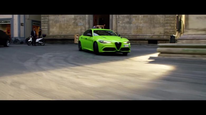 Alfa Romeo Neon Green Car in 6 Underground (2)