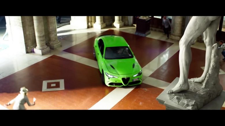 Alfa Romeo Neon Green Car in 6 Underground (4)