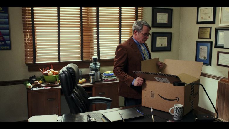 Amazon Box Used by Matthew Broderick as Michael Burr in Daybreak Season 1 Episode 4 (2)