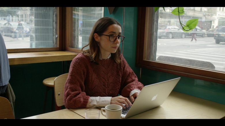 Apple MacBook Air Laptop Used by Cristin Milioti as Maggie Mitchell in Modern Love Season 1 Episode 1