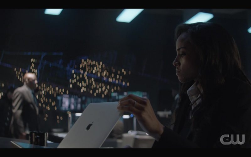 Apple MacBook Air Laptop Used by Meagan Tandy as Sophie Moore in Batwoman (1)