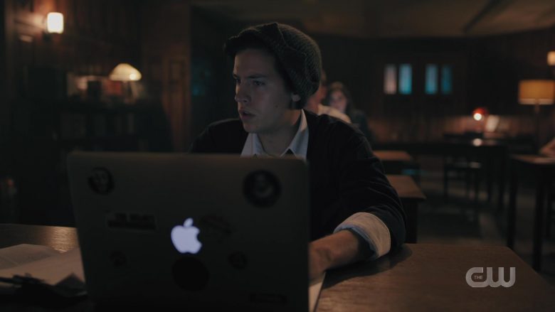 Apple MacBook Laptop Used by Cole Sprouse as Jughead Jones in Riverdale Season 4 Episode 3 Chapter Sixty (1)