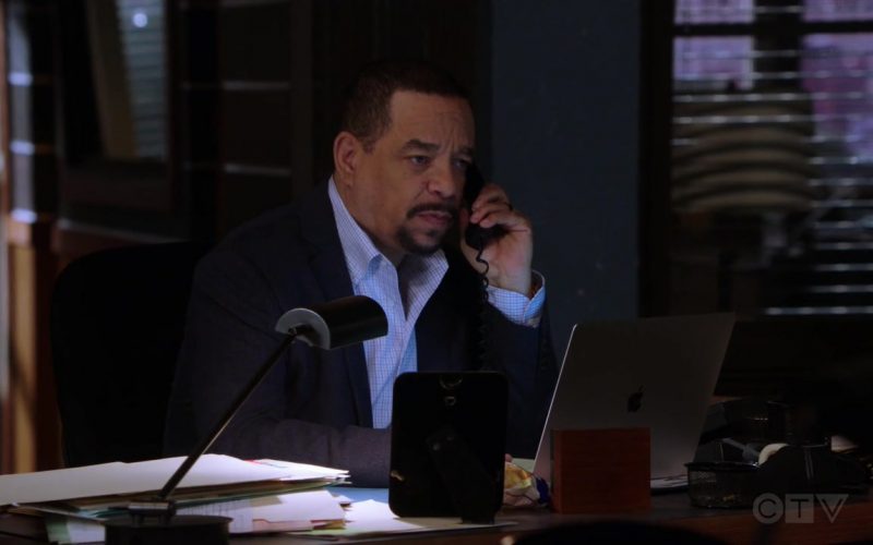 Apple MacBook Laptop Used by Ice-T as Odafin ‘Fin' Tutuola in Law & Order Special Victims Unit Season 21 Episode 3