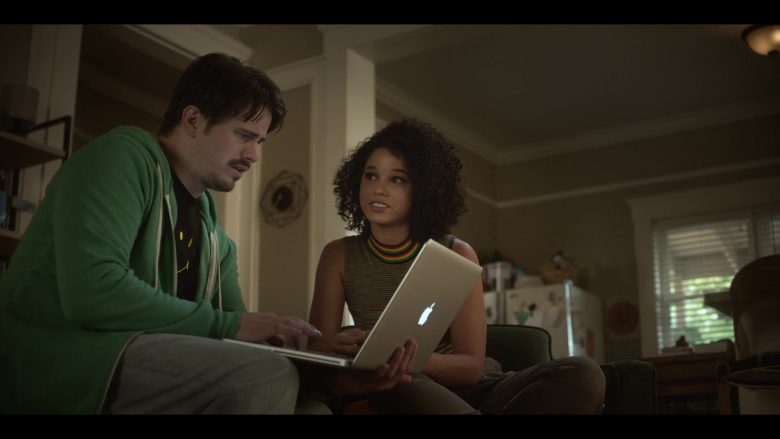 Apple MacBook Pro Laptop Used by Jason Ritter as Pat in Raising Dion (1)