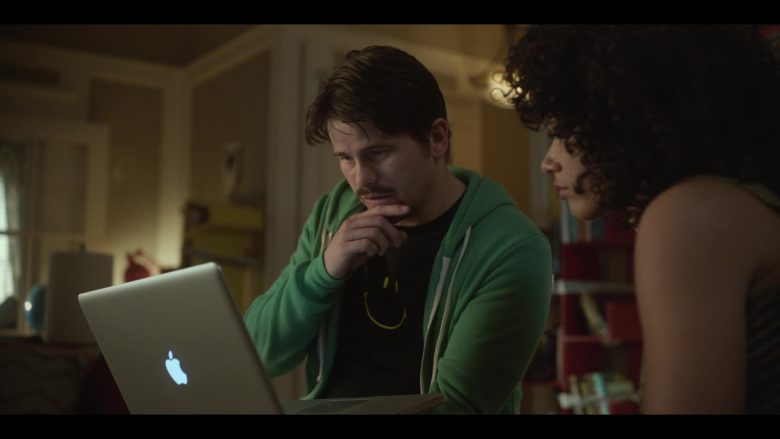 Apple MacBook Pro Laptop Used by Jason Ritter as Pat in Raising Dion (3)