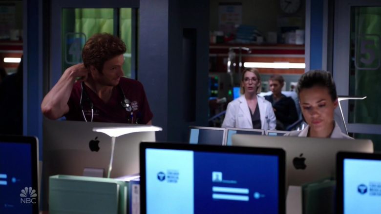 Apple iMac Computers in Chicago Med (2)