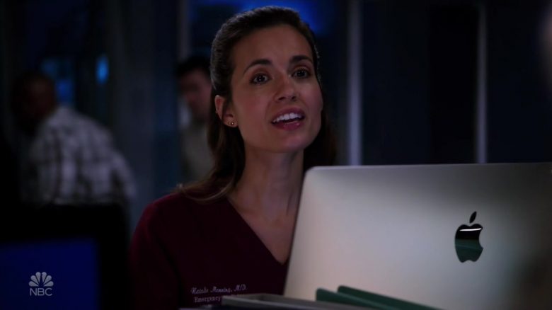Apple iMac Computers in Chicago Med Season 5 Episode 3 (2)