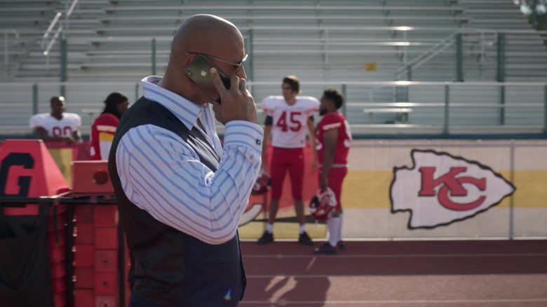 Apple iPhone Cell Phone Used by Dwayne Johnson as Spencer Strasmore in Ballers (1)