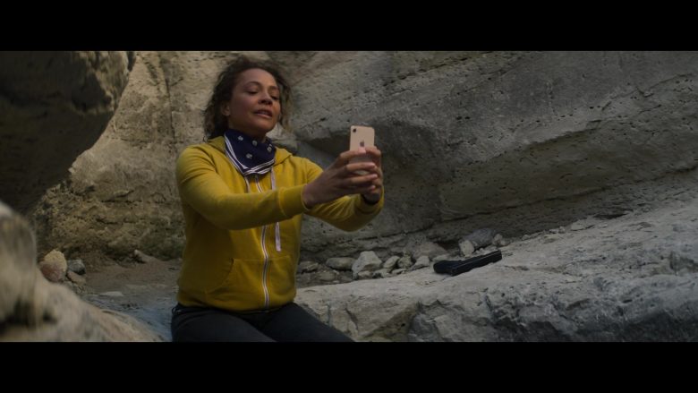 Apple iPhone Smartphone Used by Carmen Ejogo as Katrina Ridgeway in Rattlesnake (4)