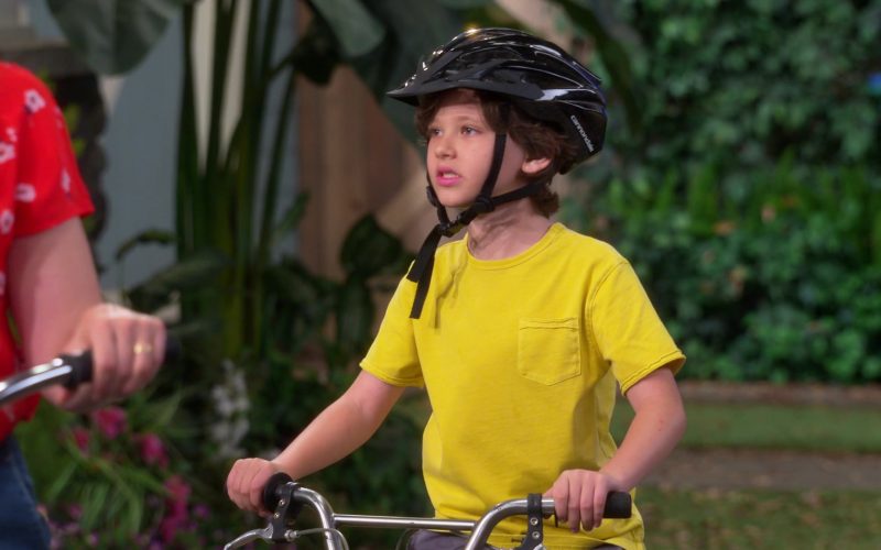 Cannondale Bicycle Helmet Worn by Hank Greenspan as Grover Johnson in The Neighborhood Season 2 Episode 5 (1)