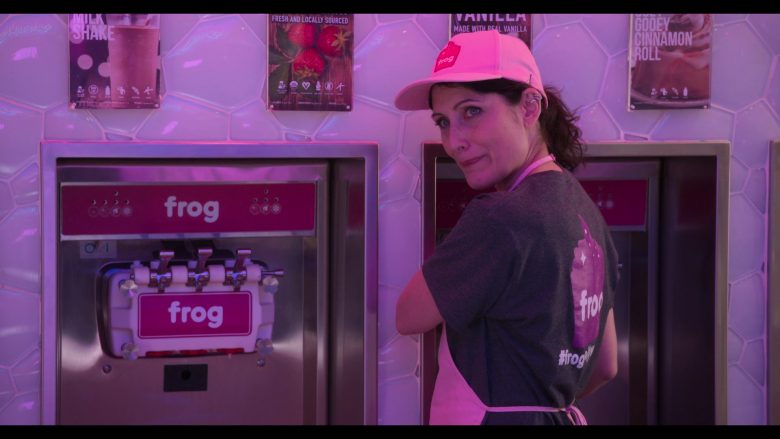 FROG Hollywood Frozen Yogurt Bar in The Kominsky Method Season 2 Episode 6 Chapter 14 (7)