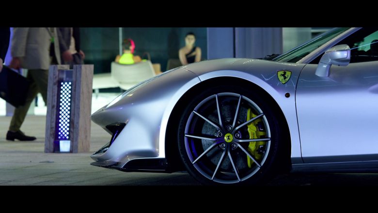 Ferrari Sports Car in 6 Underground (4)
