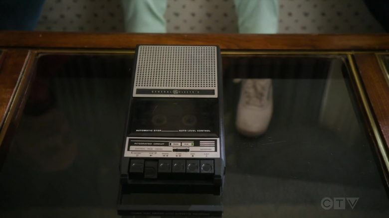 General Electric Recorder in The Goldbergs Season 7 Episode 4 Animal House