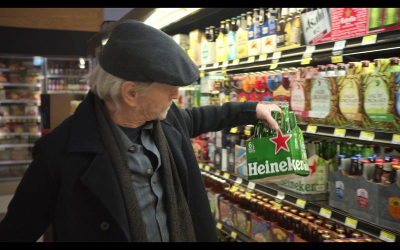 Heineken Beer Pack Held by Michael Douglas as Sandy in The Kominsky Method Season 2 Episode 1