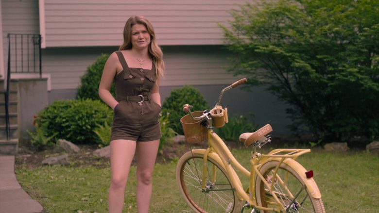 Huffy Bicycle (Yellow) in Mrs. Fletcher Season 1 Episode 1 Empty Best (2019)