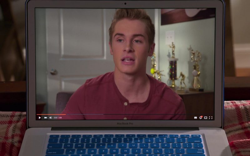 MacBook Pro Laptop in Insatiable Season 2 Episode 6