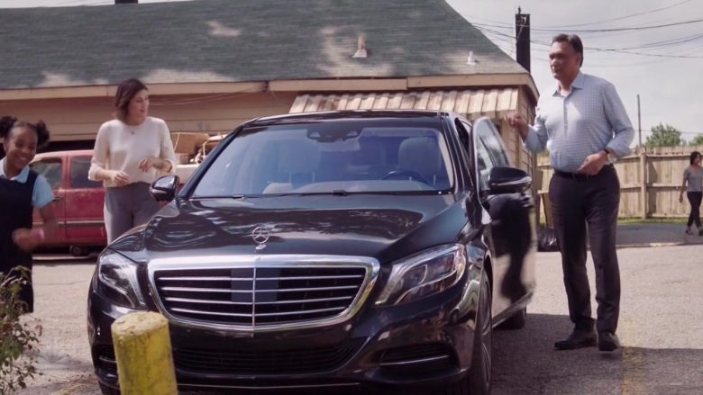 Mercedes-Benz Car in Bluff City Law Season 1 Episode 5 “When the Levee Breaks”