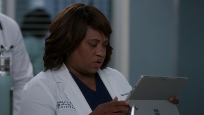 Microsoft Surface Tablet Used by Chandra Wilson in Grey's Anatomy (1)