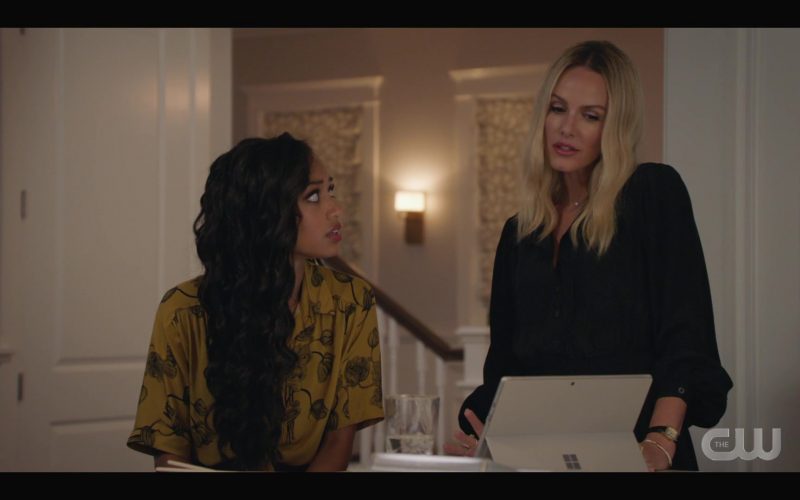 Microsoft Surface Tablet Used by Samantha Logan as Olivia Baker & Monet Mazur as Laura Fine-Baker in All Ame