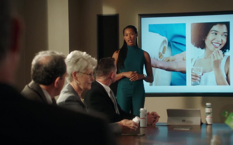Microsoft Surface Tablet in The Resident Season 3 Episode 3 Saints & Sinners