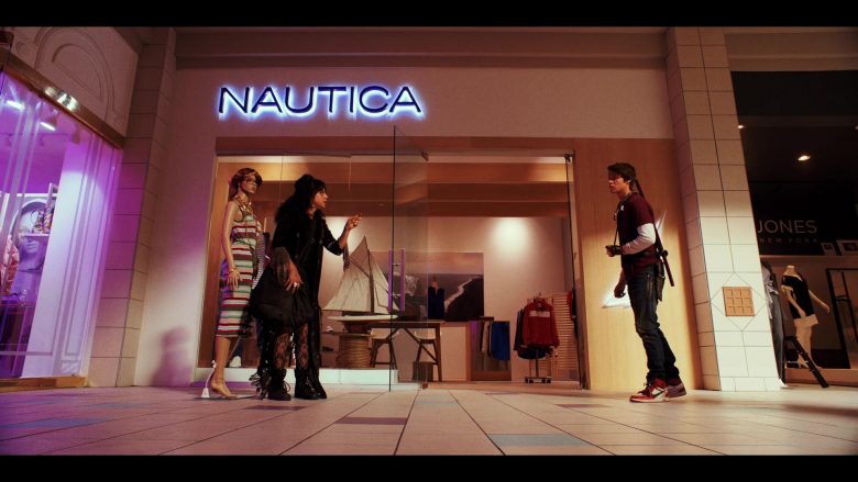 Nautica Fashion Store in Daybreak Season 1 Episode 7 Canta Tu Vida