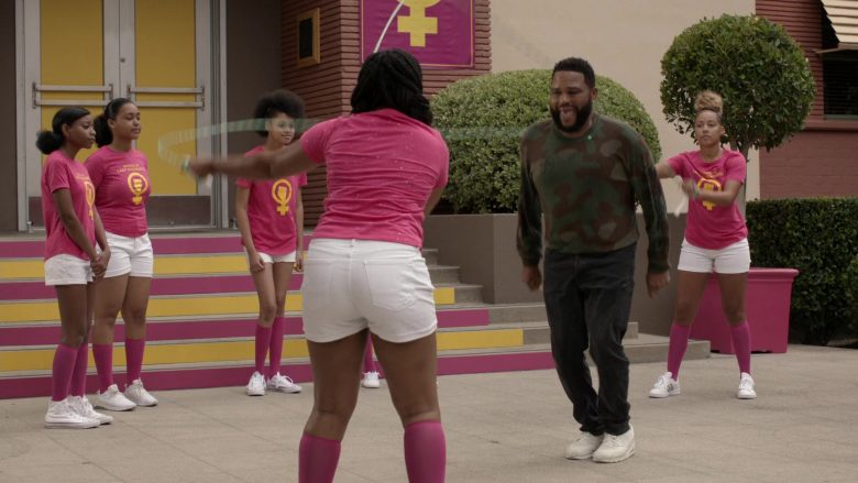 Nike All White Shoes Worn by Anthony Anderson as Andre Johnson in Black-ish Season 6, Episode 3 (3)