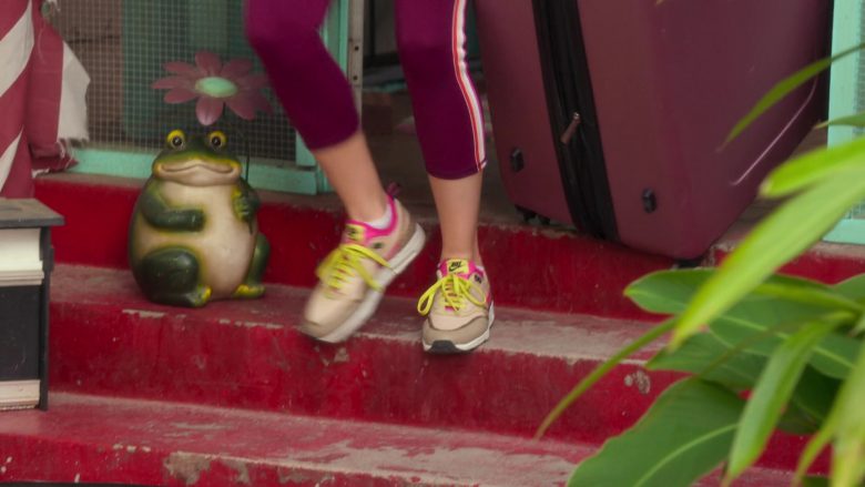 Nike Shoes Worn by Debby Ryan as Patricia ‘Patty' Bladell in Insatiable Season 2 Episode 10 (3)