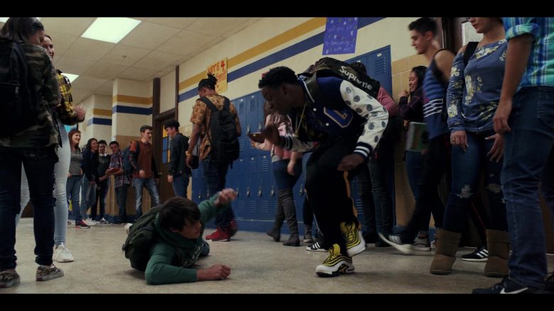 Nike Sneakers Worn by Austin Crute as Wesley Fists in Daybreak Season 1 Episode 1