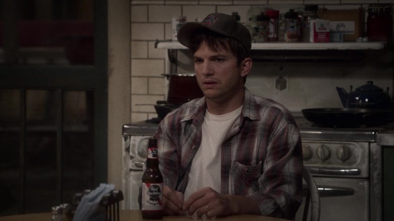 Pabst Blue Ribbon Beer Enjoyed by Ashton Kutcher as Colt Reagan Bennett in The Ranch Season 4 Episode 3 “Waitin’ on a Woman” (2)