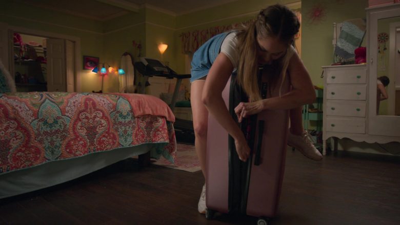 Reebok Sneakers Worn by Debby Ryan as Patricia ‘Patty' Bladell in Insatiable Season 2 Episode 10 (3)