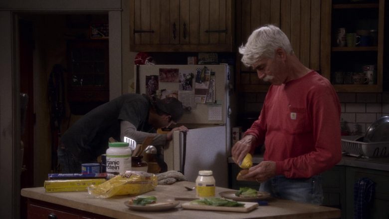 Reynolds Wrap and Orgain Organic Protein in The Ranch Season 4 Episode 7