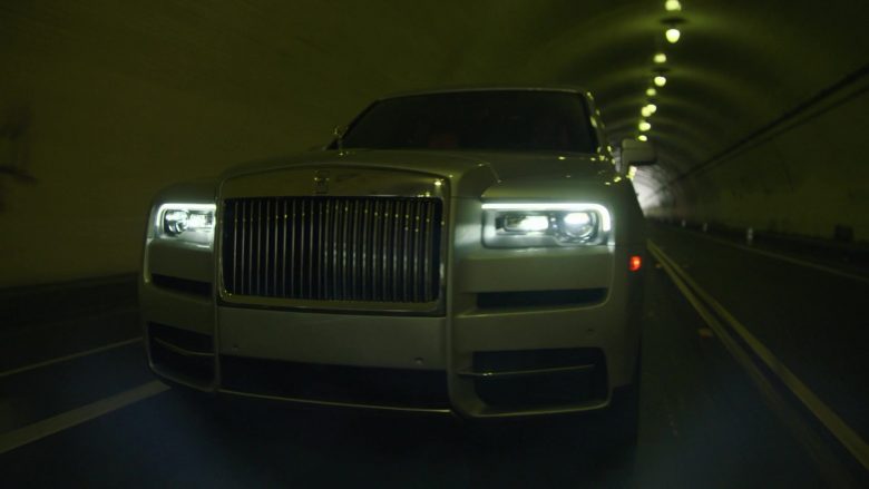 Rolls-Royce Cullinan Car Driven by Dwayne Johnson as Spencer Strasmore in Ballers (5)