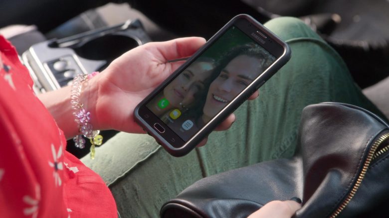 Samsung Galaxy Phone Used by Kimmy Shields as Nonnie Thompson in Insatiable