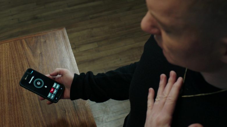 Samsung Galaxy Smartphone Used by Joseph Sikora as Tommy Egan in Power Season 6 Episode 9