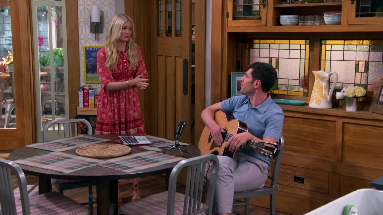 Taylor Guitar Used by Max Greenfield as Dave Johnson in The Neighborhood Season 2 Episode 5 (3)