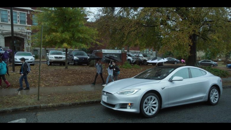 Tesla Model S Car Used by Jason Ritter as Pat in Raising Dion (2)