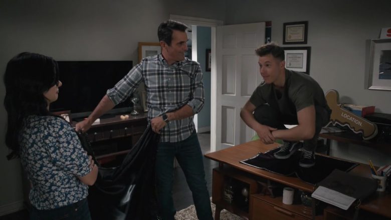 Vans Shoes Worn by Nolan Gould as Luke Dunphy in Modern Family (1)