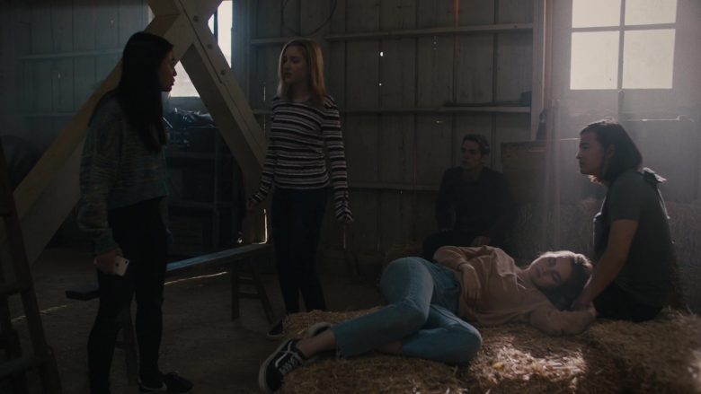 Vans Sneakers Worn by Liana Liberato as McKenna Brady in Light as a Feather (2)
