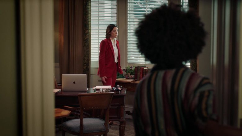 Apple MacBook Laptop Used by Caitlin McGee as Sydney Strait in Bluff City Law Season 1 Episode 8