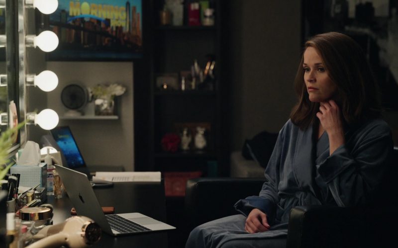 Apple MacBook Laptop Used by Reese Witherspoon as Bradley Jackson in The Morning Show Season 1 Episode 7 (2)